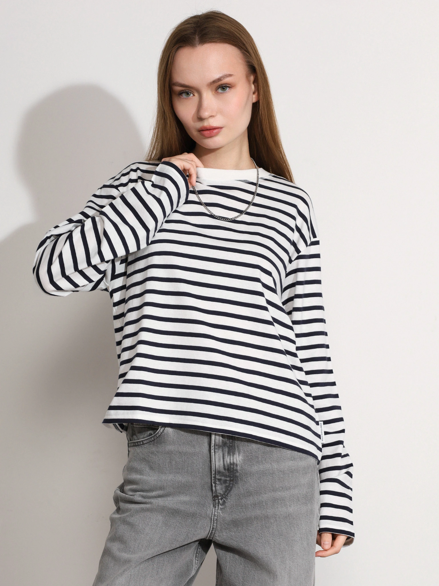 Футболка белого цвета в полоску из хлопка